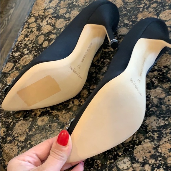 Brand new manolo blahnik hangisi shoes - Picture 3 of 3